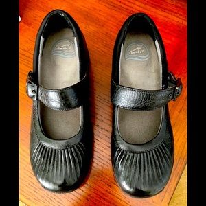 Dansco Mary Janes